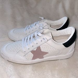 Vintage Havana Sneakers| Size 8